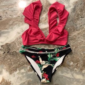 Cupshe Floral Ruffle Bikini